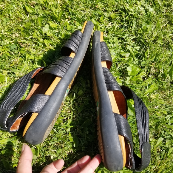 Cougar Bolero Sandal - Picture 6 of 7